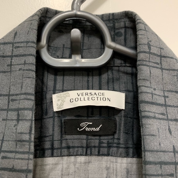 Versace shirt - Picture 2 of 4